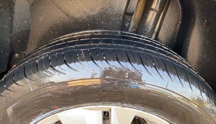 2023 Skoda KUSHAQ AMBITION 1.0L TSI MT, Petrol, Manual, 65,263 km, Left Rear Tyre Tread