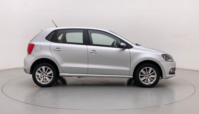 2016 Volkswagen Polo HIGHLINE1.2L, Petrol, Manual, 63,019 km, Right Side View