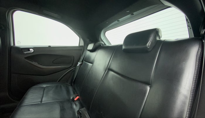 2019 Ford FREESTYLE TITANIUM 1.2 TI-VCT MT, Petrol, Manual, 54,239 km, Right Side Rear Door Cabin