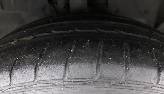2019 Ford FREESTYLE TITANIUM 1.2 TI-VCT MT, Petrol, Manual, 54,239 km, Right Front Tyre Tread