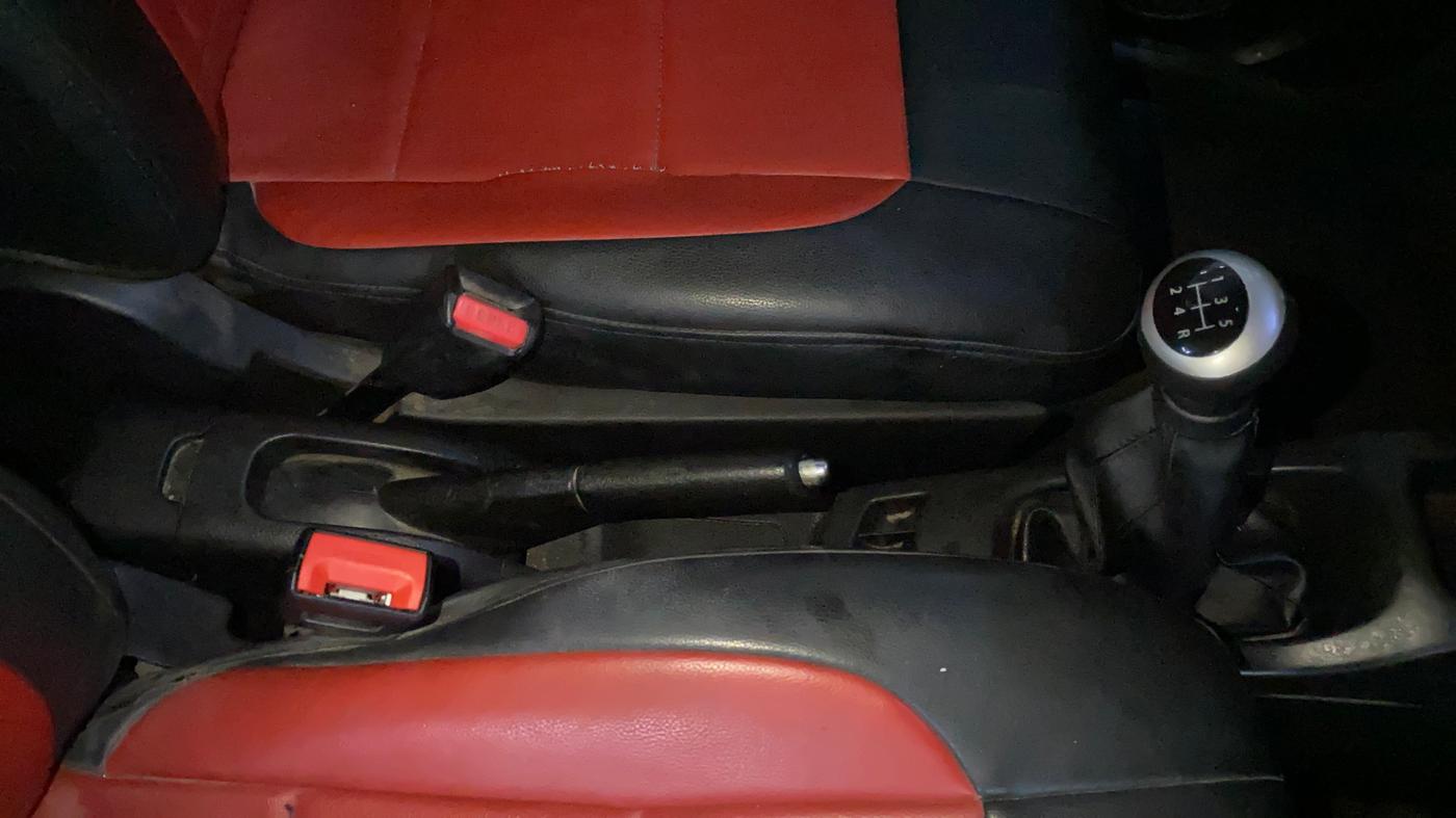2014 Maruti Wagon R 1.0 VXI, Petrol, Manual, 70,654 km, Gear Lever