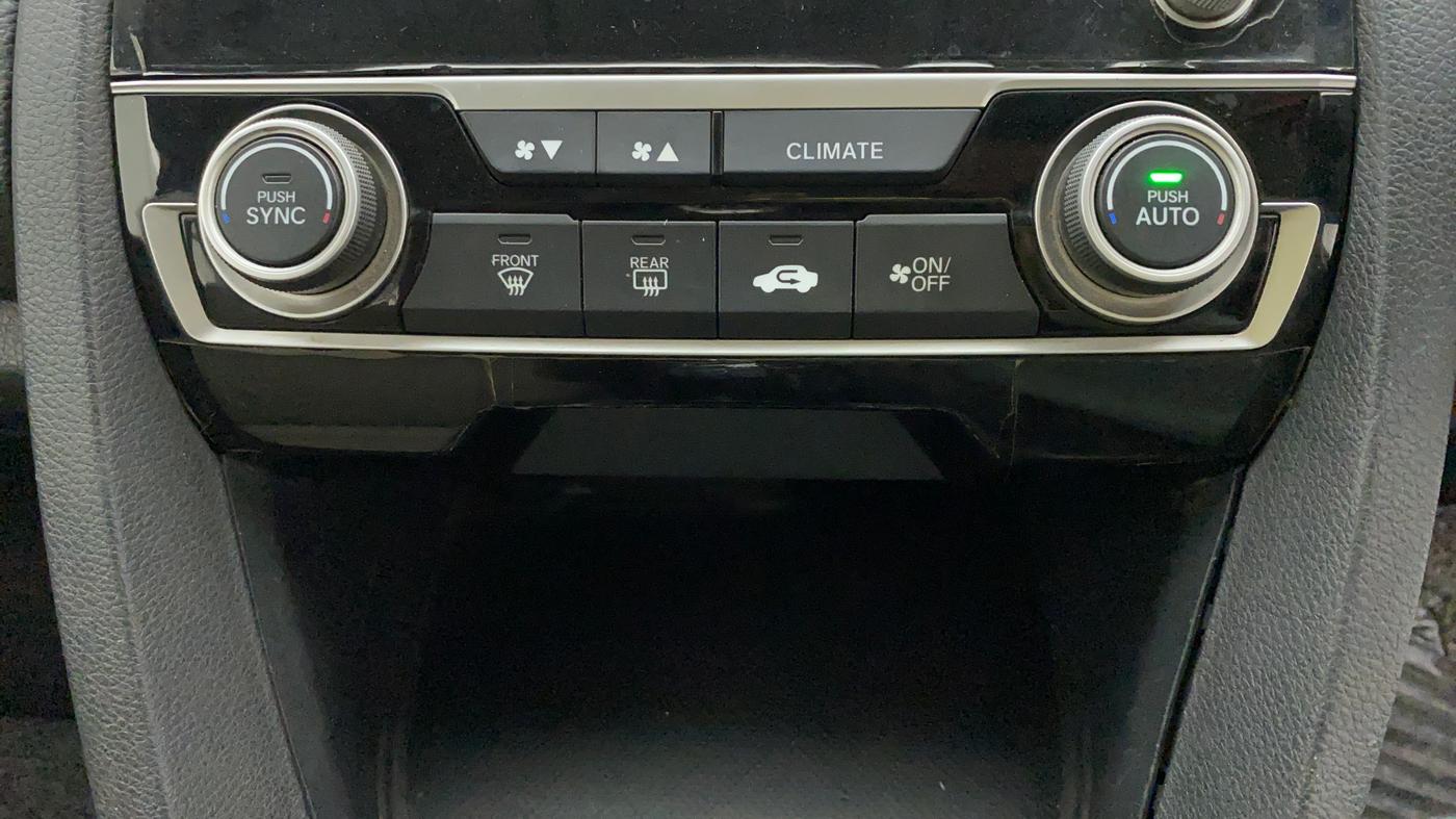 2019 Honda Civic 1.6L I-DTEC VX MT, Diesel, Manual, 50,016 km, Automatic Climate Control