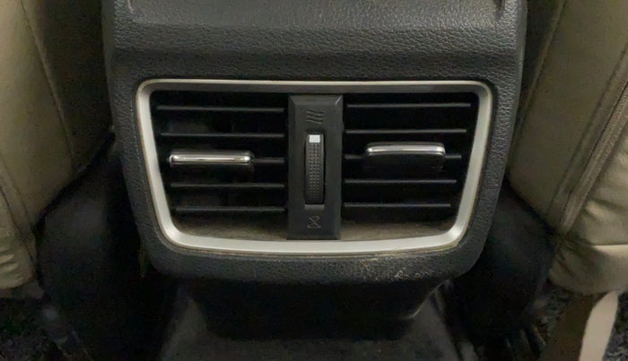 2019 Honda Civic 1.6L I-DTEC VX MT, Diesel, Manual, 50,016 km, Rear AC Vents