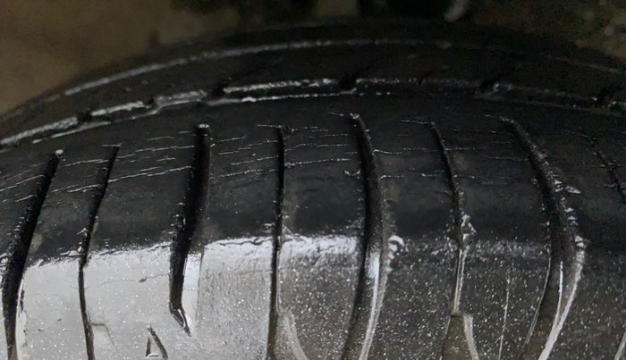 2011 Maruti Alto K10 VXI, Petrol, Manual, 95,201 km, Right Front Tyre Tread