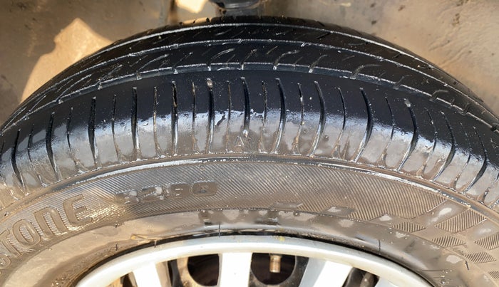 2014 Maruti Alto 800 LXI, Petrol, Manual, 1,10,309 km, Right Front Tyre Tread