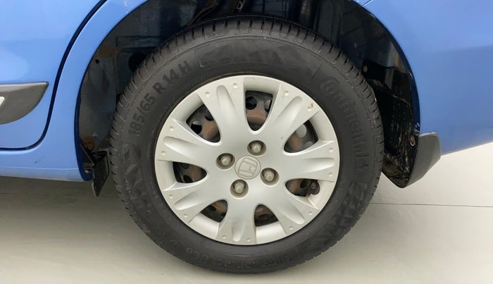 2015 Honda Amaze 1.2L I-VTEC S, Petrol, Manual, 49,652 km, Left Rear Wheel
