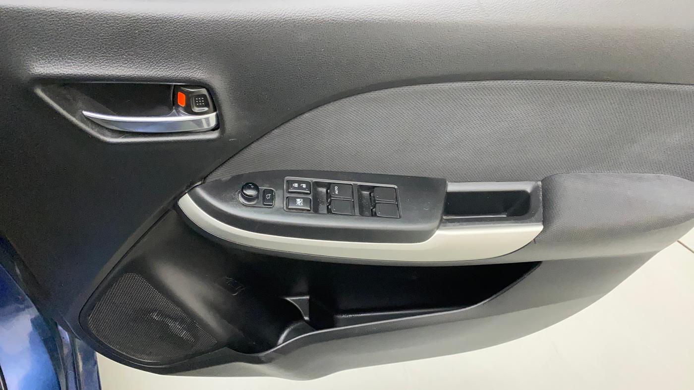 2016 Maruti Baleno DELTA PETROL 1.2, Petrol, Manual, 46,163 km, Driver Side Door Panels Control