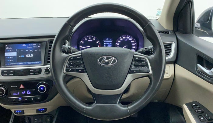 2018 Hyundai Verna 1.6 VTVT SX O, Petrol, Manual, 30,972 km, Steering Wheel Close Up