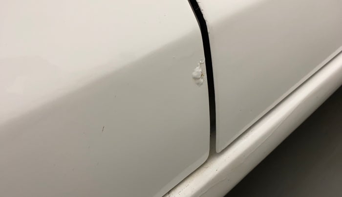 2012 Maruti Ertiga VDI, Diesel, Manual, 94,751 km, Right rear door - Slightly rusted
