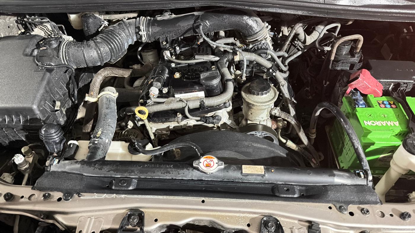 2019 Toyota Innova Crysta 2.7 GX 7 STR MT, Petrol, Manual, 76,419 km, Engine View