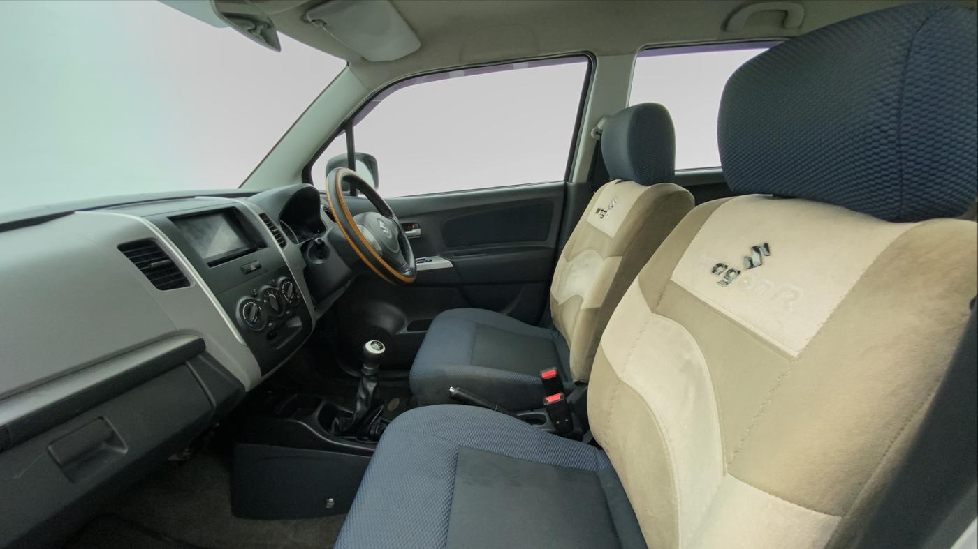 2011 Maruti Wagon R 1.0 VXI, Petrol, Manual, 47,816 km, Right Side Front Door Cabin