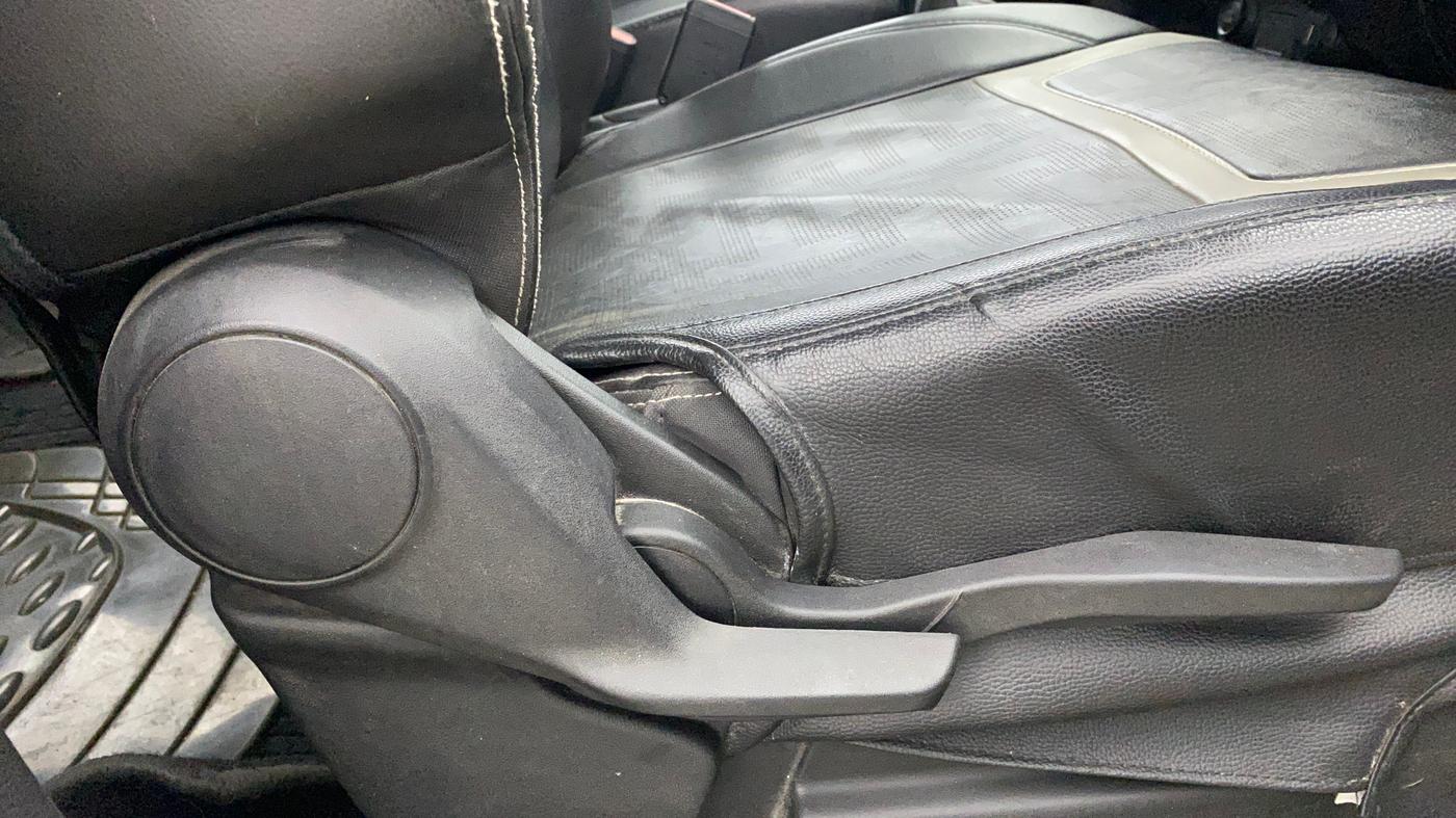 2022 Maruti XL6 ZETA MT, Petrol, Manual, 95,546 km, Driver Side Adjustment Panel