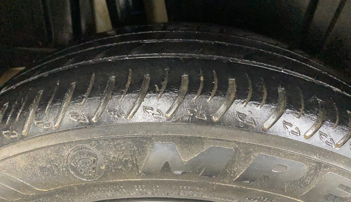 2022 Maruti XL6 ZETA MT, Petrol, Manual, 95,546 km, Right Rear Tyre Tread