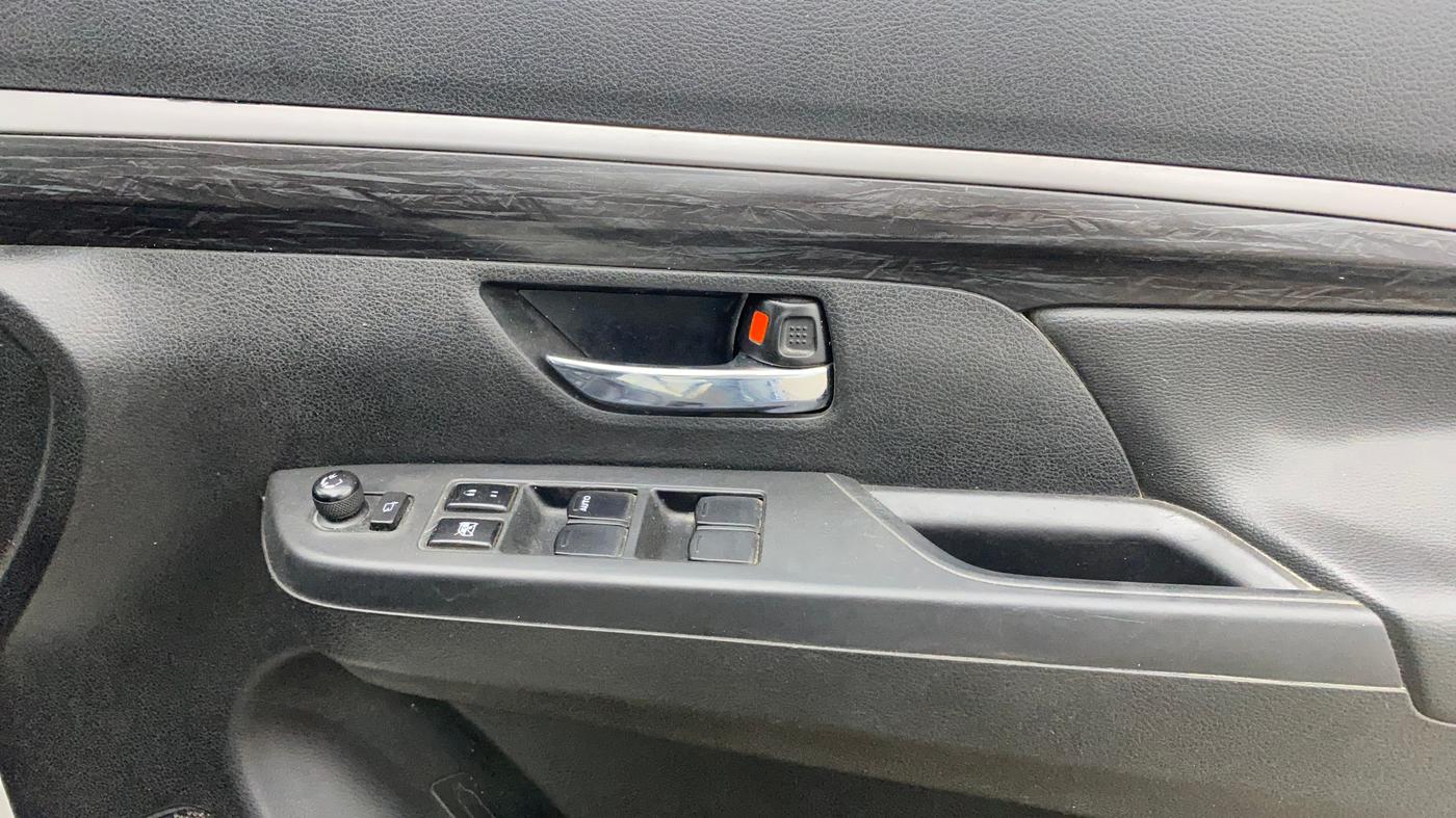 2022 Maruti XL6 ZETA MT, Petrol, Manual, 95,546 km, Driver Side Door Panels Control