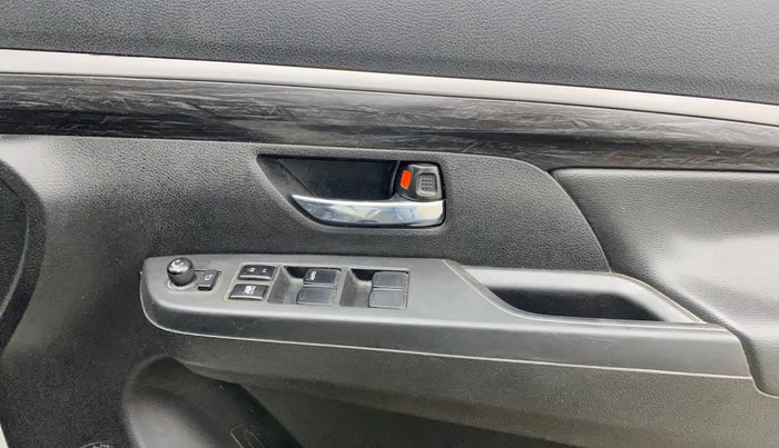 2022 Maruti XL6 ZETA MT, Petrol, Manual, 95,546 km, Driver Side Door Panels Control