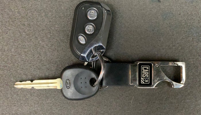 2012 Hyundai i10 SPORTZ 1.2 AT, Petrol, Automatic, 40,746 km, Key Close Up