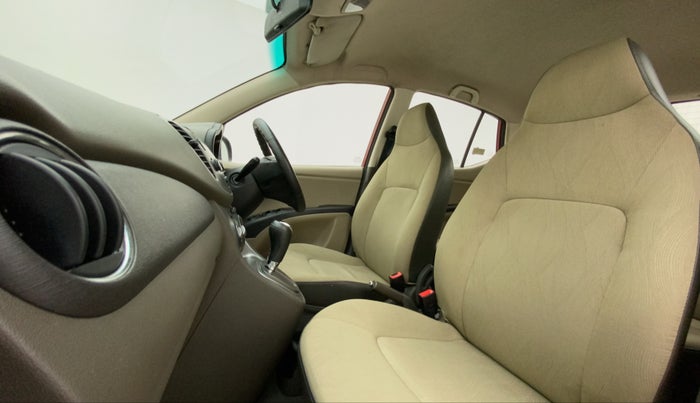 2012 Hyundai i10 SPORTZ 1.2 AT, Petrol, Automatic, 40,746 km, Right Side Front Door Cabin