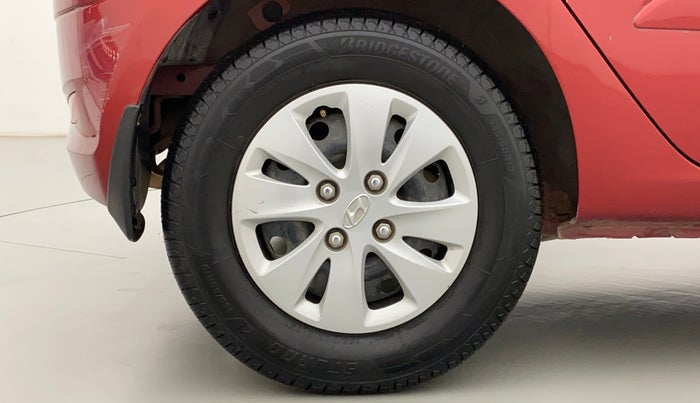 2012 Hyundai i10 SPORTZ 1.2 AT, Petrol, Automatic, 40,746 km, Right Rear Wheel