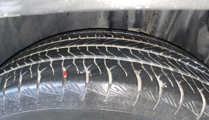 2022 Maruti Grand Vitara ALPHA SMART HYBRID, Petrol, Manual, 62,308 km, Left Rear Tyre Tread