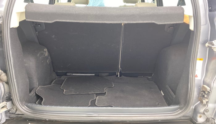 2019 Ford Ecosport TITANIUM + 1.5L PETROL, Petrol, Manual, 43,471 km, Boot Inside