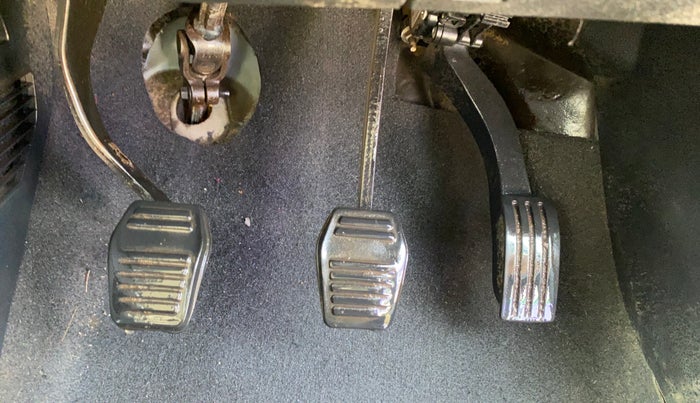 2013 Ford Figo ZXI 1.2 PETROL, Petrol, Manual, 55,807 km, Pedals