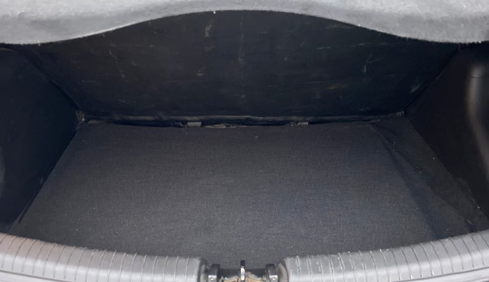 2014 Hyundai Grand i10 ASTA 1.2 KAPPA VTVT, Petrol, Manual, 52,424 km, Boot Inside