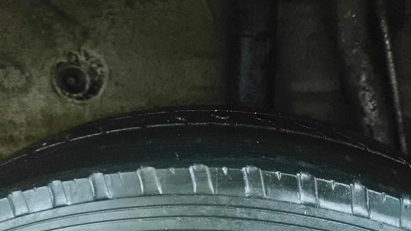 2017 Maruti Celerio ZXI, Petrol, Manual, 76,723 km, Left Rear Tyre Tread