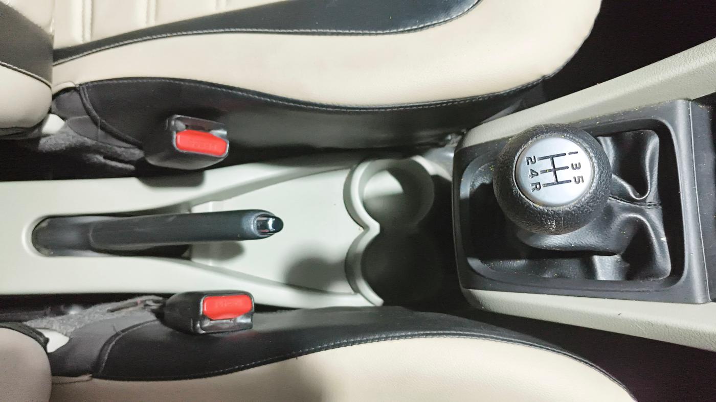 2017 Maruti Celerio ZXI, Petrol, Manual, 76,723 km, Gear Lever