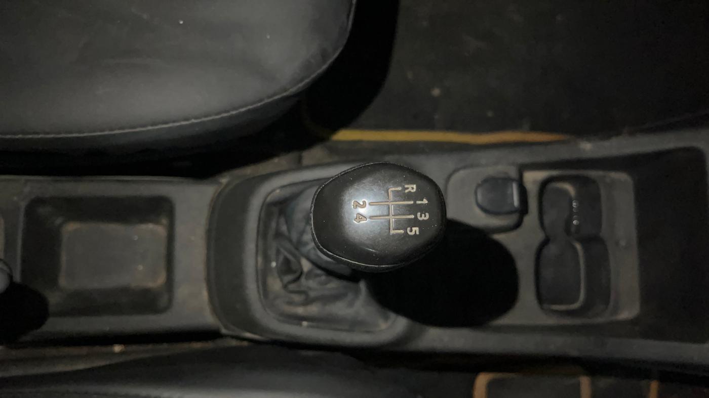 2018 Renault Kwid RXT 0.8, Petrol, Manual, 62,282 km, Gear Lever