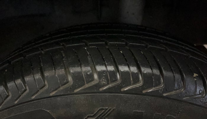 2018 Renault Kwid RXT 0.8, Petrol, Manual, 62,058 km, Left Rear Tyre Tread