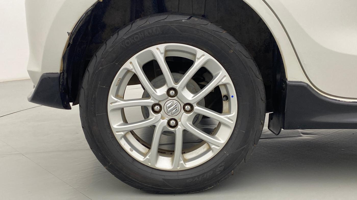 2018 Maruti Swift ZDI AMT, Diesel, Automatic, 87,529 km, Right Rear Wheel