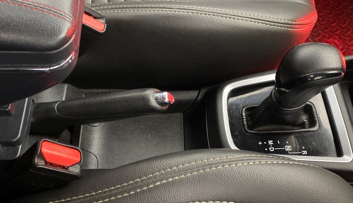 2018 Maruti Swift ZDI AMT, Diesel, Automatic, 87,529 km, Gear Lever