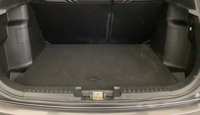 2018 Maruti Vitara Brezza ZDI, Diesel, Manual, 78,858 km, Boot Inside
