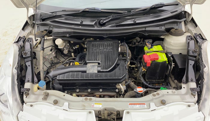 2017 Maruti Swift LXI (O), Petrol, Manual, 68,124 km, Engine View