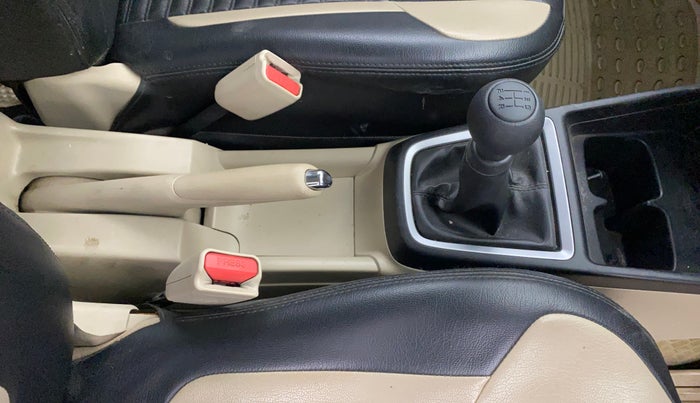2019 Maruti Dzire VXI, Petrol, Manual, 52,413 km, Gear Lever