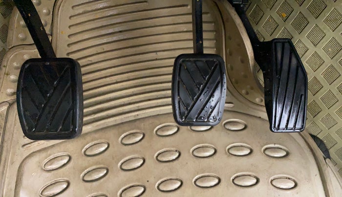 2019 Maruti Dzire VXI, Petrol, Manual, 52,413 km, Pedals