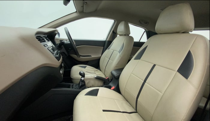 2016 Hyundai Elite i20 ASTA 1.2, Petrol, Manual, 35,522 km, Right Side Front Door Cabin