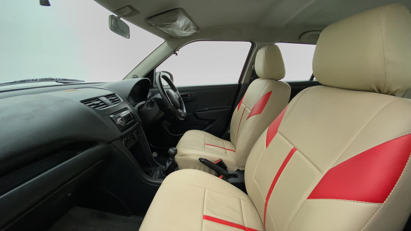 2013 Maruti Swift LXI D, Petrol, Manual, 91,102 km, Right Side Front Door Cabin