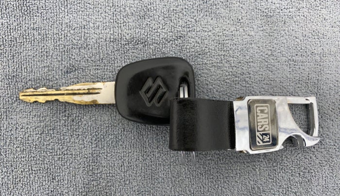 2013 Maruti Swift LXI D, Petrol, Manual, 91,102 km, Key Close Up