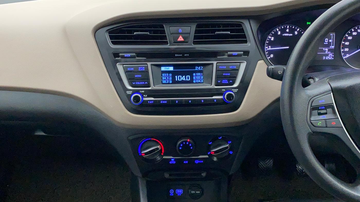 2017 Hyundai Elite i20 SPORTZ 1.2, Petrol, Manual, 31,359 km, Air Conditioner