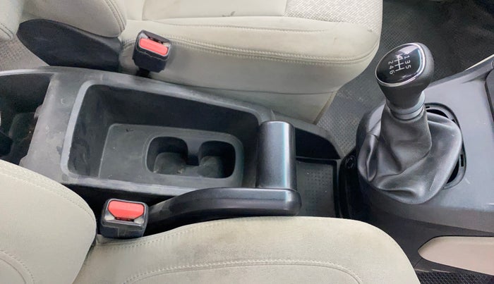 2019 Mahindra MARAZZO M2 8 STR, Diesel, Manual, 64,070 km, Gear Lever