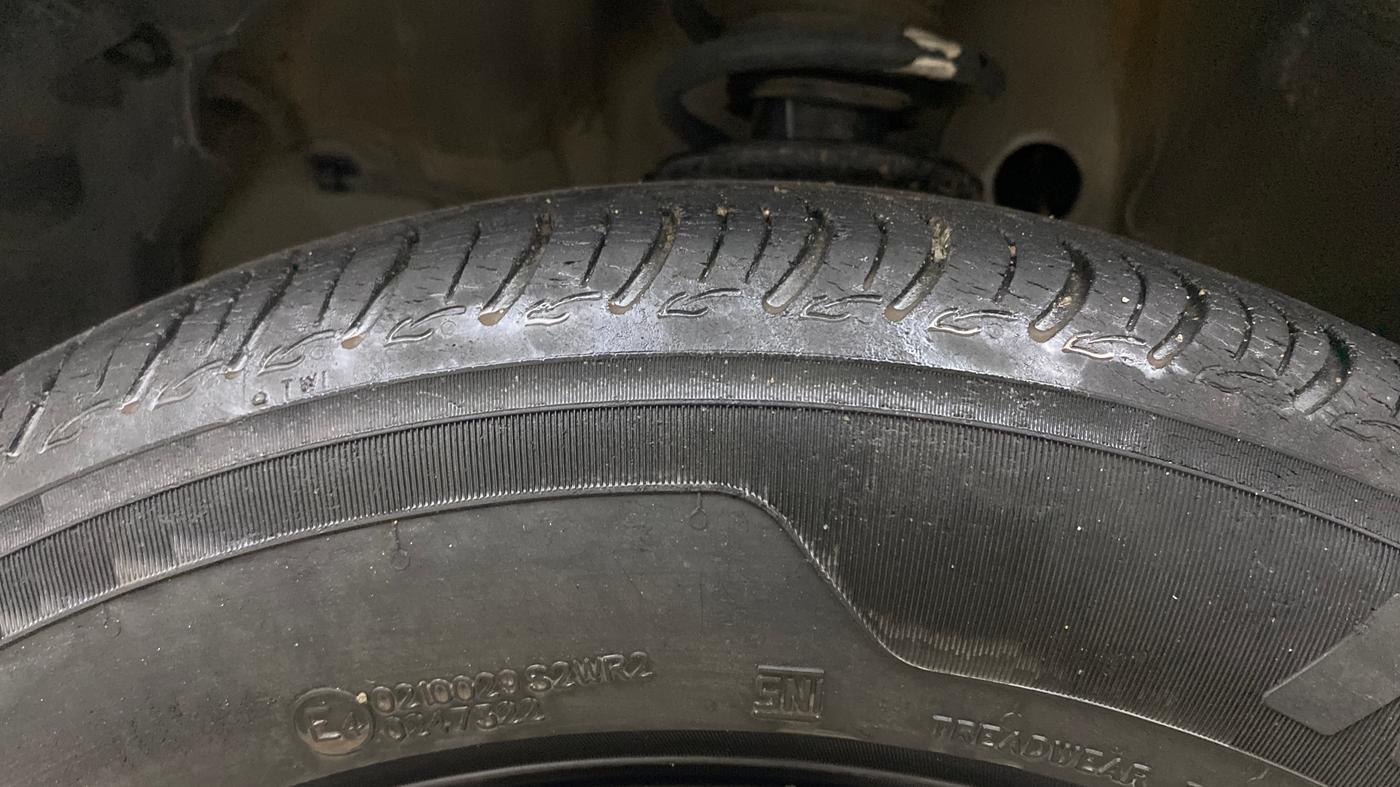 2021 Maruti S PRESSO VXI, Petrol, Manual, 43,702 km, Left Front Tyre Tread
