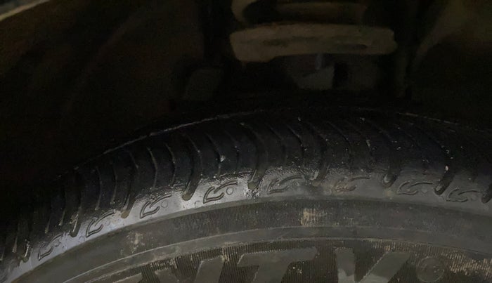 2022 Tata Tiago XT CNG, CNG, Manual, 37,533 km, Right Front Tyre Tread