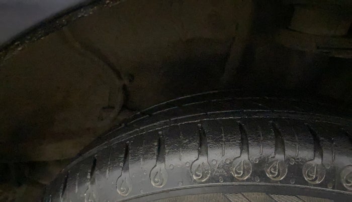 2022 Tata Tiago XT CNG, CNG, Manual, 37,533 km, Left Rear Tyre Tread