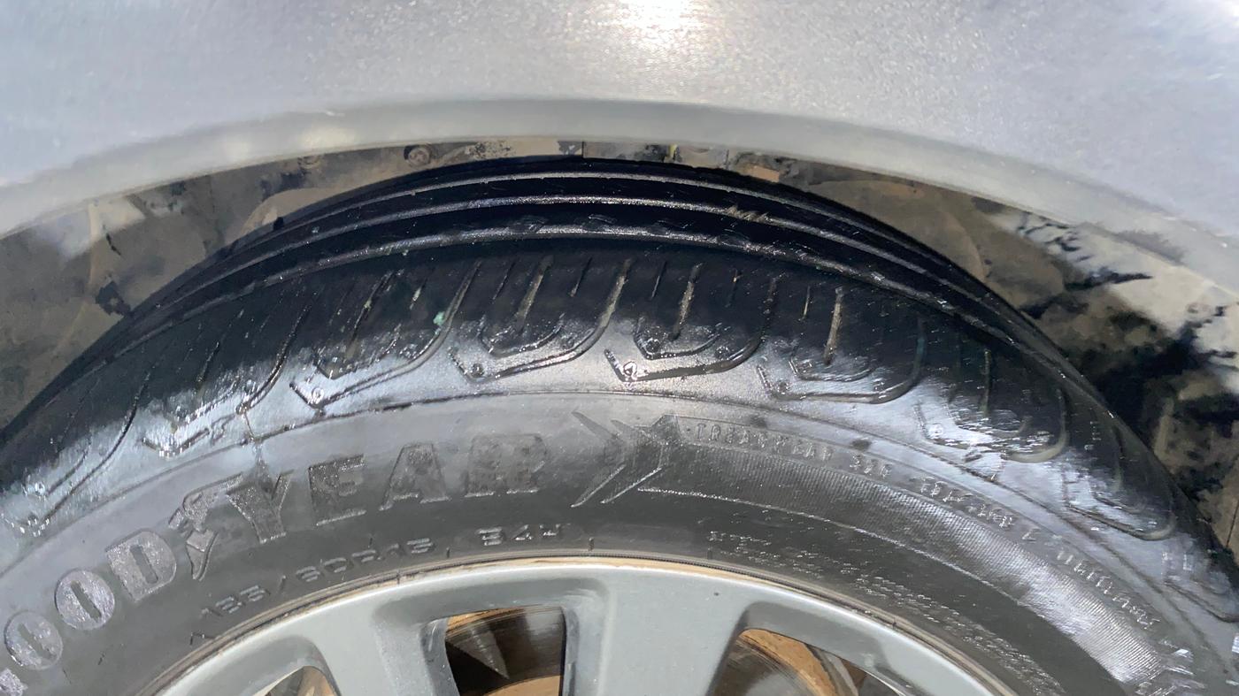 2018 Ford FREESTYLE TITANIUM PLUS 1.2 PETROL, Petrol, Manual, 79,647 km, Left Front Tyre Tread