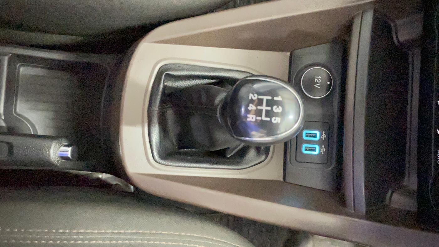 2018 Ford FREESTYLE TITANIUM PLUS 1.2 PETROL, Petrol, Manual, 79,647 km, Gear Lever