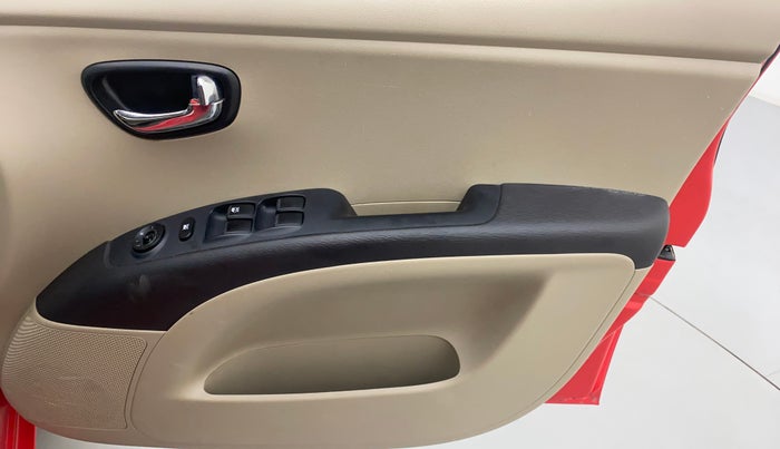 2012 Hyundai i10 SPORTZ 1.2 AT, Petrol, Automatic, 22,314 km, Driver Side Door Panels Control