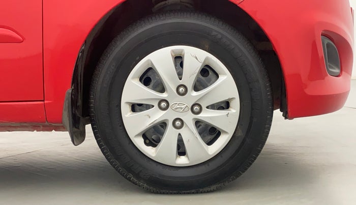 2012 Hyundai i10 SPORTZ 1.2 AT, Petrol, Automatic, 22,314 km, Right Front Wheel