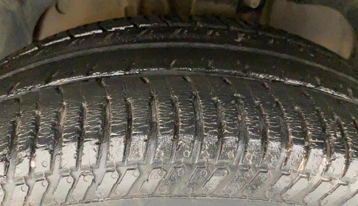 2016 Ford Ecosport TREND 1.5L PETROL, Petrol, Manual, 59,655 km, Left Front Tyre Tread