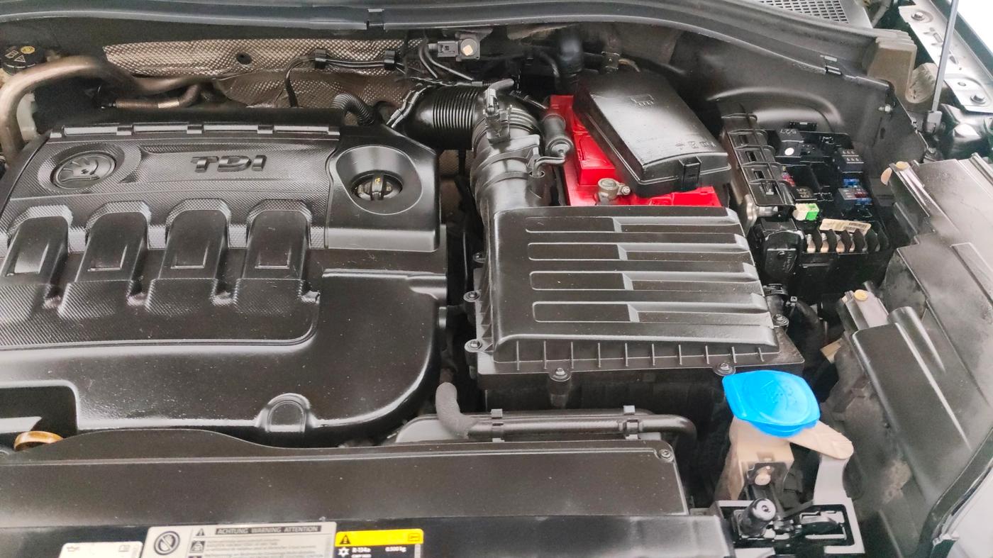 2019 Skoda Kodiaq L&K 2.0 TDI 4X4 AT, Diesel, Automatic, 1,42,183 km, Engine View - Left